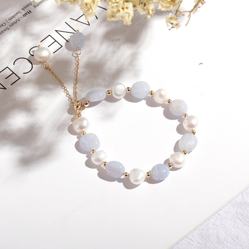 Pearl and Crystal Beaded Bracelet